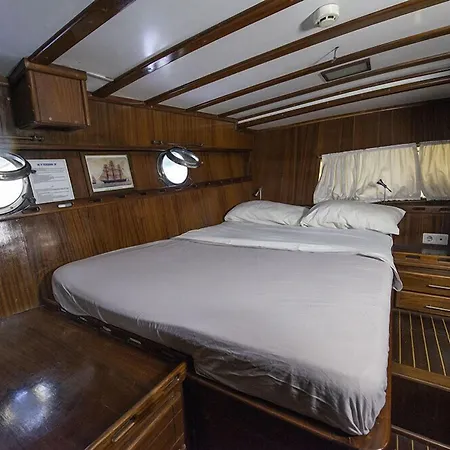 船屋 Tersane Iv Vincitore 4 Di Bruno Barbieri 巴勒莫