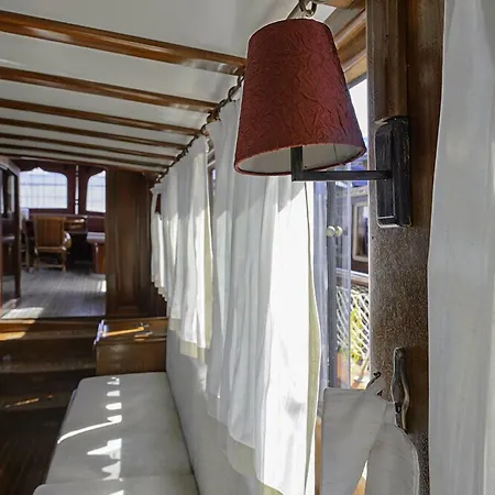 Tersane Iv Vincitore 4 Di Bruno Barbieri 船屋