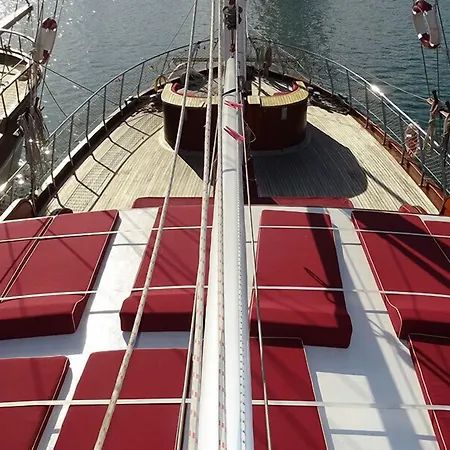 Tersane Iv Vincitore 4 Di Bruno Barbieri 船屋 2*