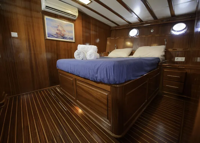 Tersane Iv Vincitore 4 Di Bruno Barbieri 팔레르모