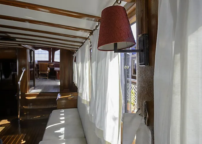 Tersane Iv Vincitore 4 Di Bruno Barbieri 보트호텔